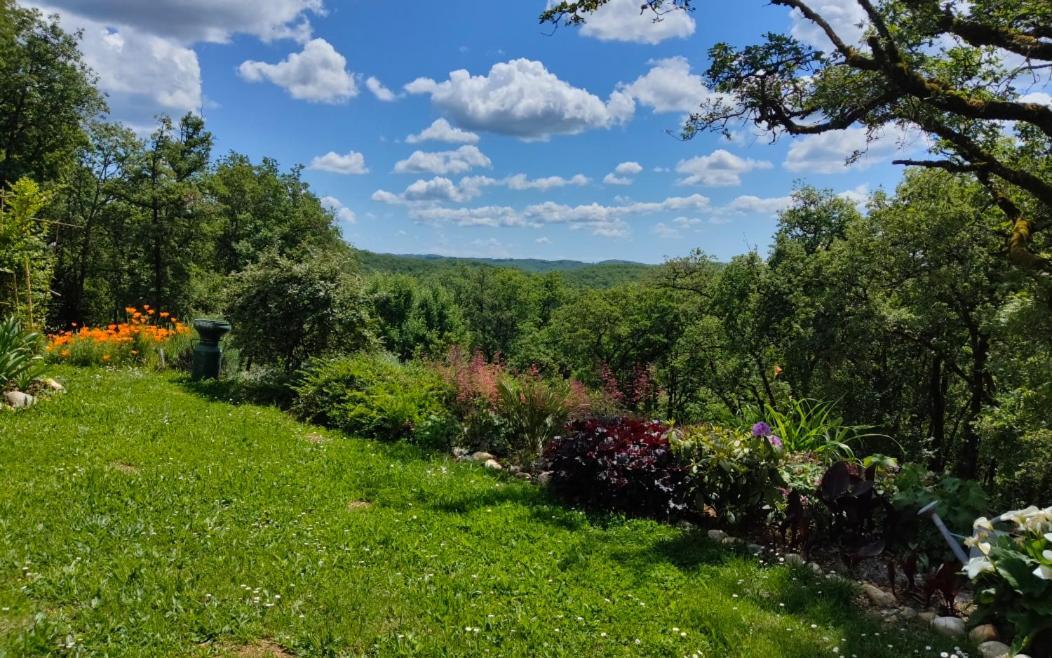 Le Colombie Gouleme Bed & Breakfast Concores Екстериор снимка