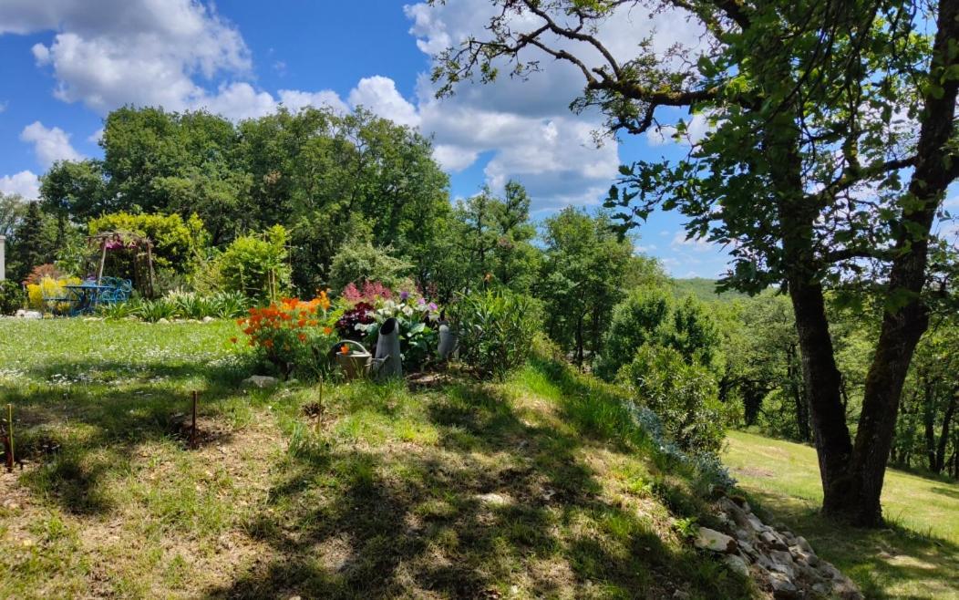 Le Colombie Gouleme Bed & Breakfast Concores Екстериор снимка