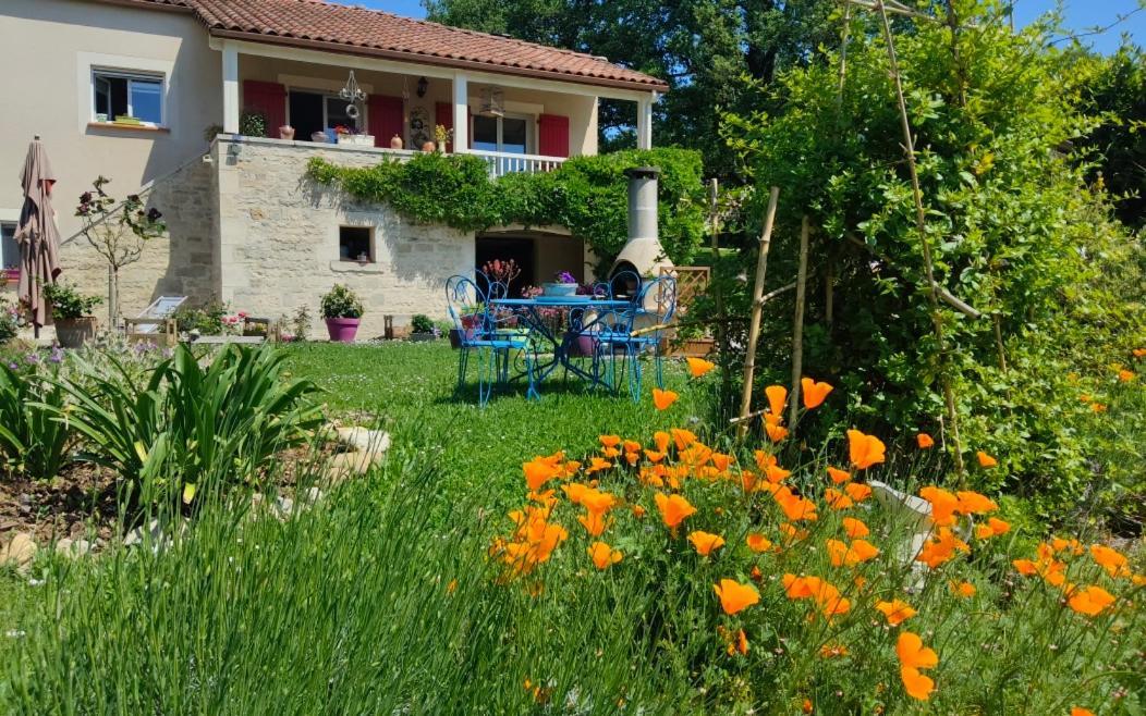 Le Colombie Gouleme Bed & Breakfast Concores Екстериор снимка
